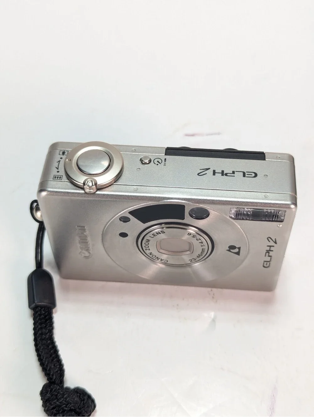 Canon Elph 2 Digital Film Camera Case & Battery Works Not Film Tested